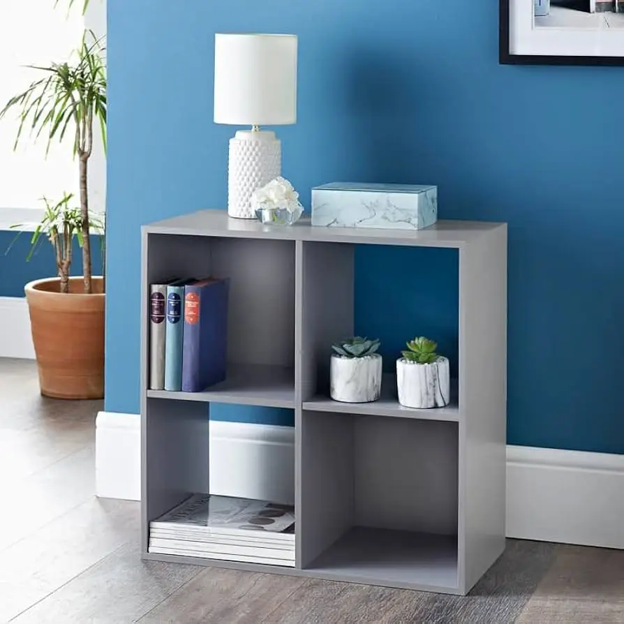 Bookcases & Shelving Units